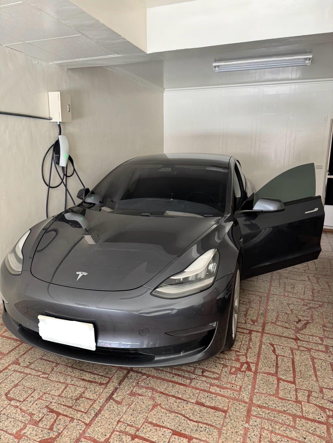 2020Tesla Model 3 LR